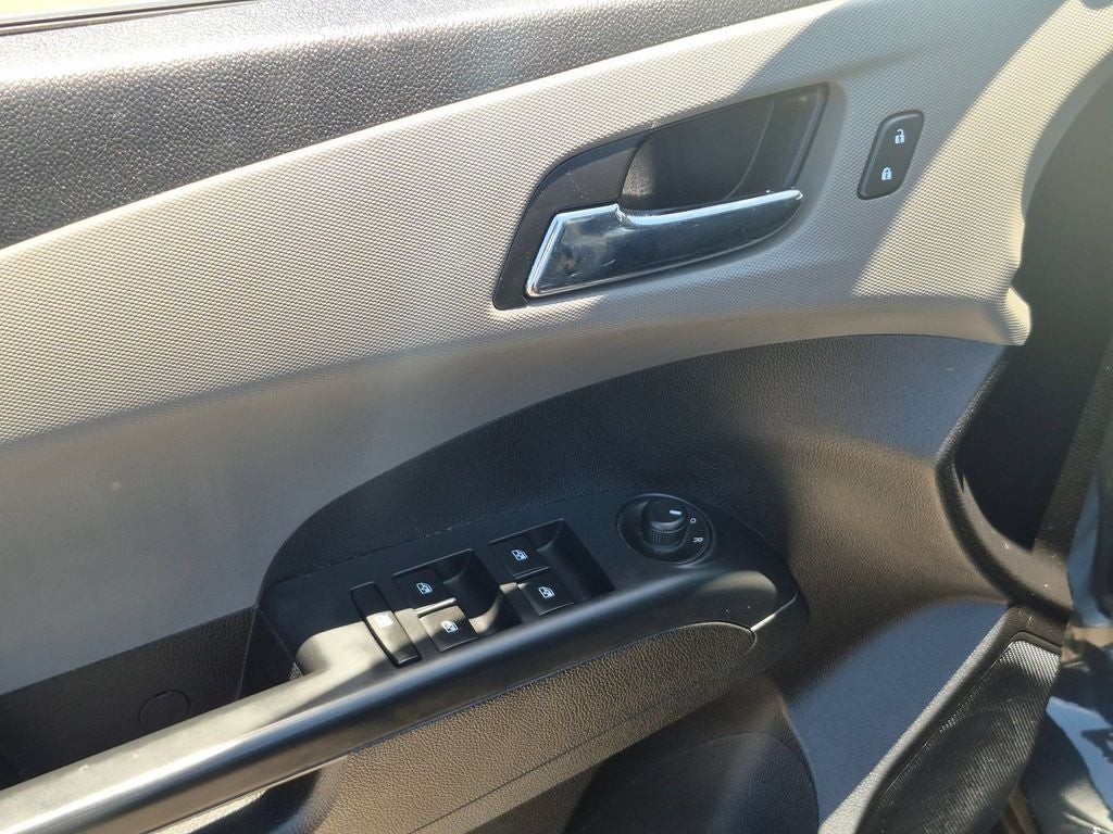 2015 Chevrolet Sonic LT