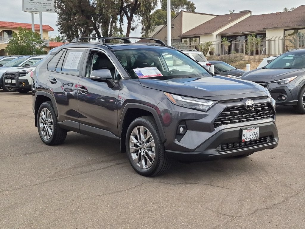2023 Toyota RAV4 XLE Premium