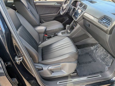 2022 Volkswagen Tiguan 2.0T SE R-Line Black