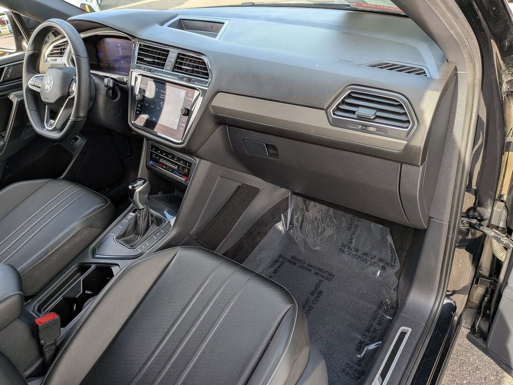 2022 Volkswagen Tiguan 2.0T SE R-Line Black