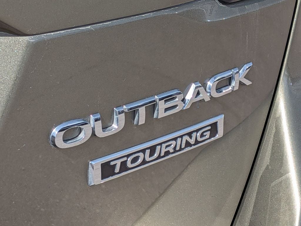 2022 Subaru Outback Touring