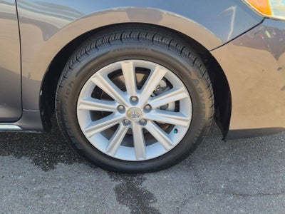 2012 Toyota Camry Hybrid XLE