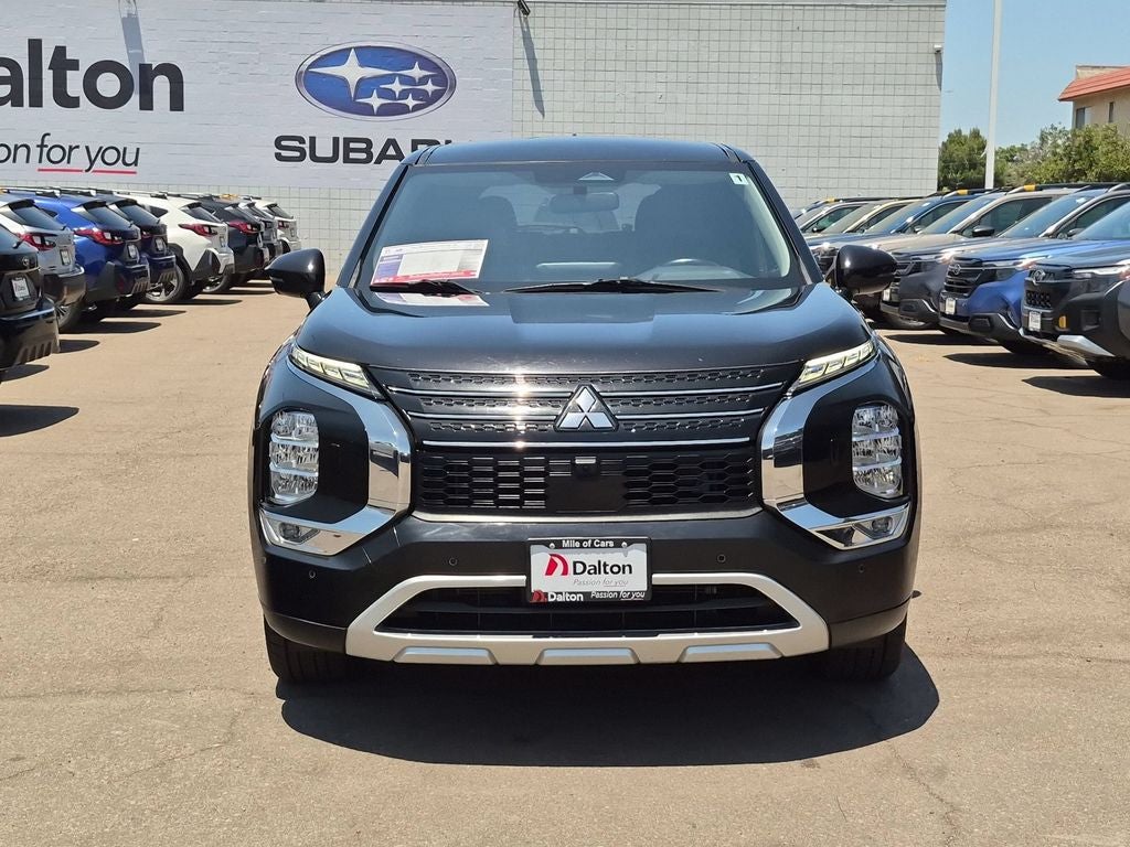 2024 Mitsubishi Outlander SE