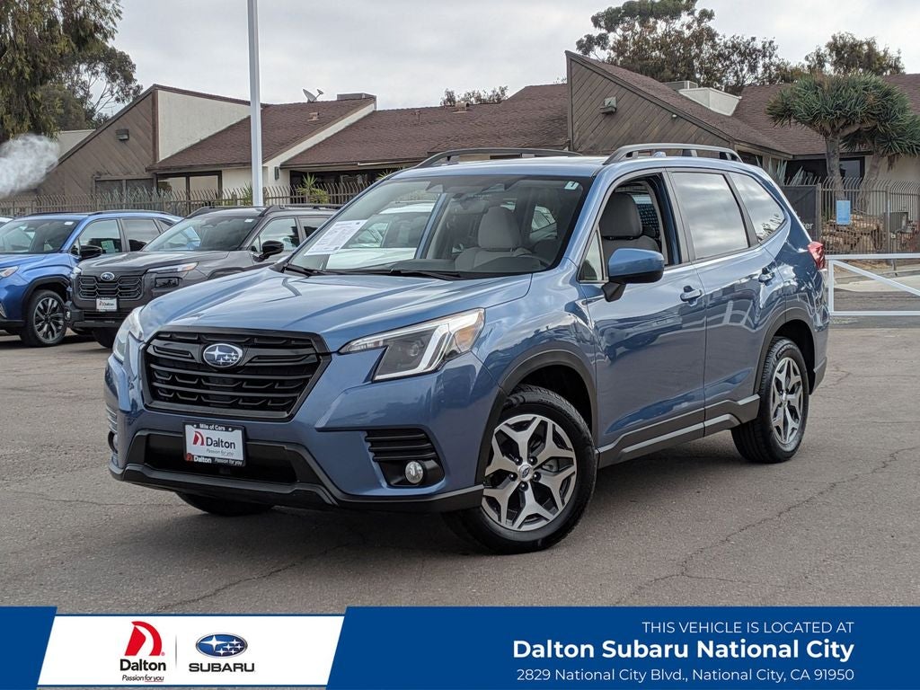 2023 Subaru Forester Premium's photo