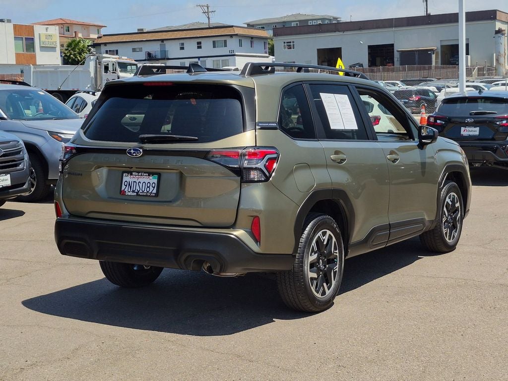 2025 Subaru Forester Premium