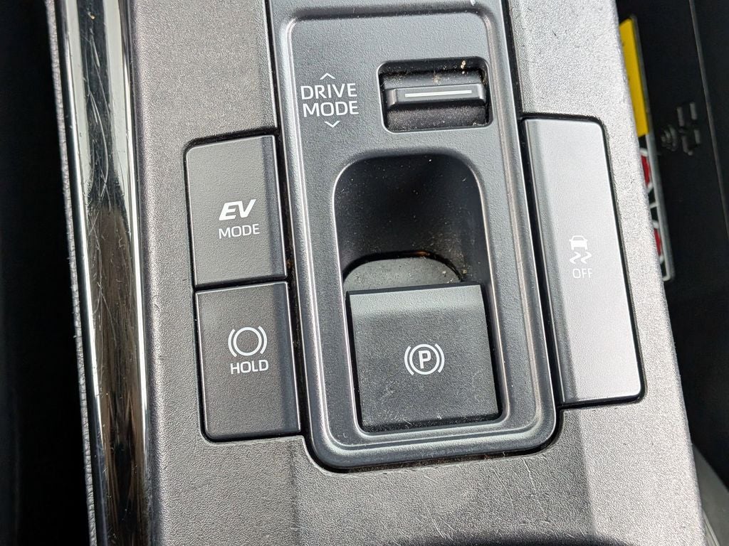 2023 Toyota Prius XLE