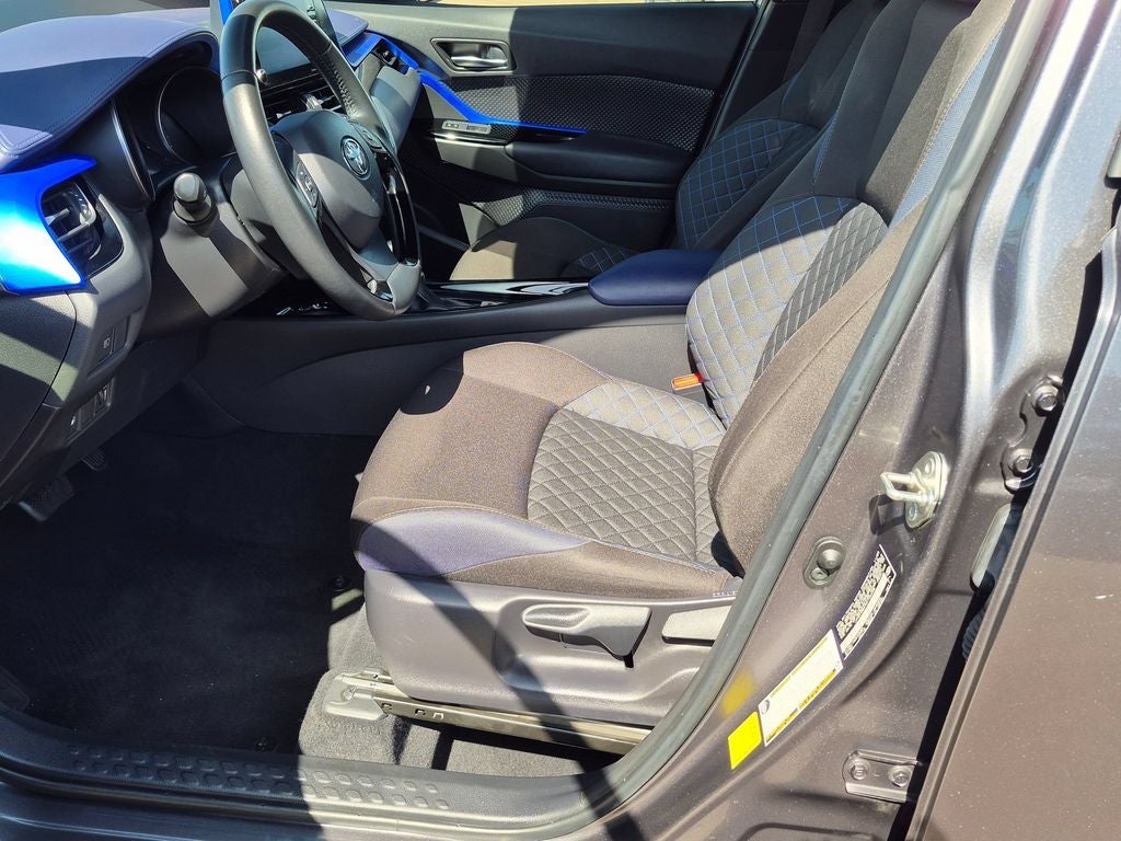 2021 Toyota C-HR XLE