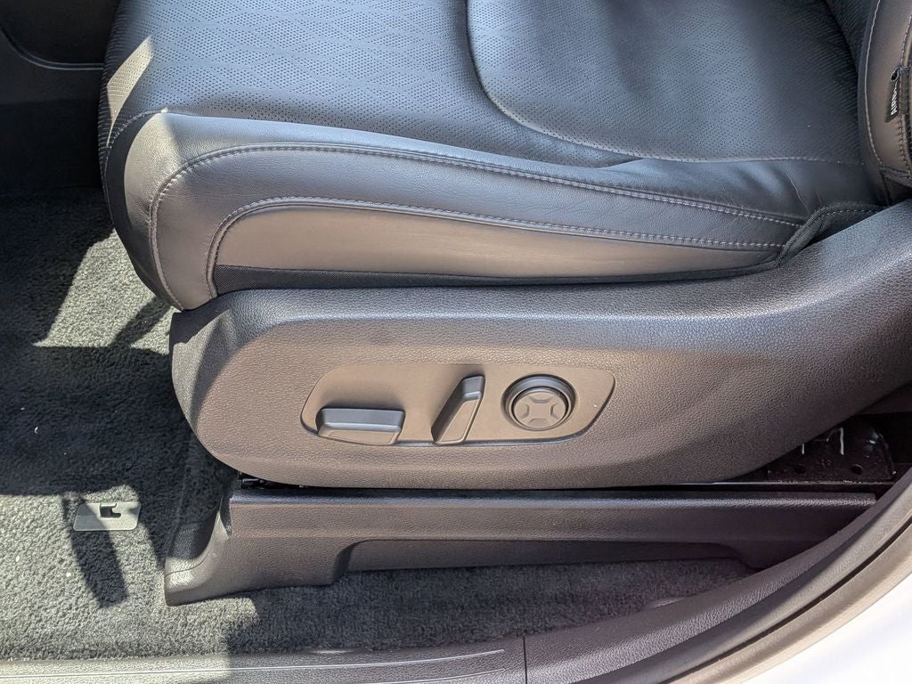 2025 Kia Carnival Hybrid EX
