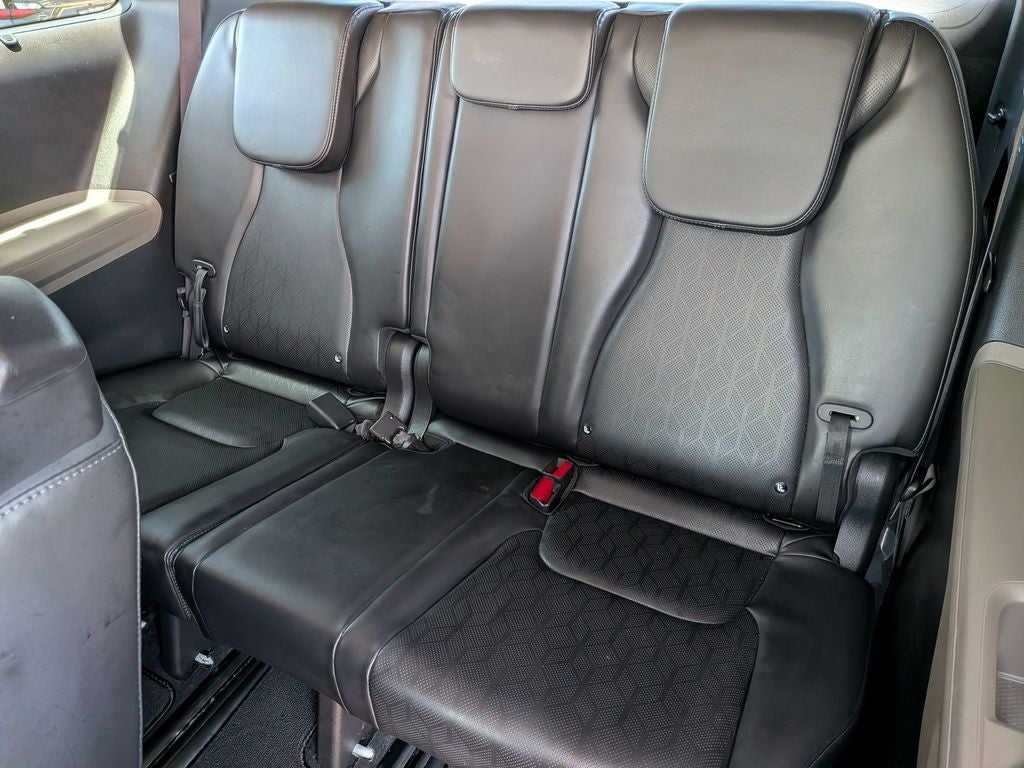 2025 Kia Carnival Hybrid EX