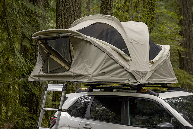 Subaru Forester interior detail 3