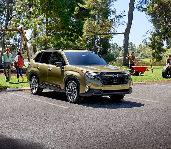 Forester Hybrid exterior front angle