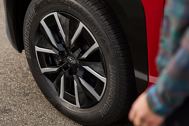 Subaru Solterra exterior detail 3